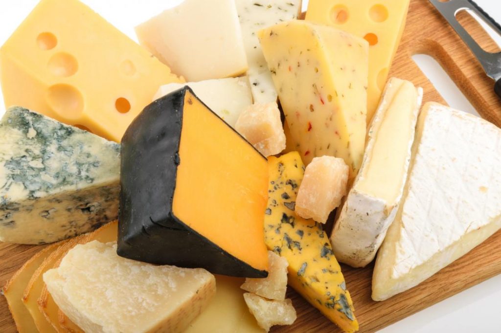 most-stinky-cheese-that-are-so-good-funfactoday